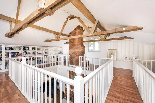 Barnet Lane, Elstree - Photo 1