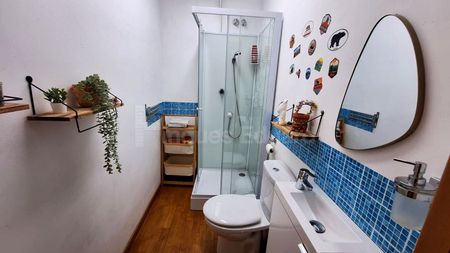 Dúplex de alquiler en Nucli Urbà - Photo 4