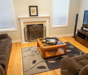 For Lease - 20 Trailside Walk, Brampton, Ontario - Photo 1