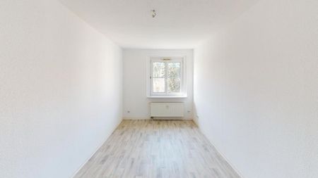 Große 1-Raum-Wohnung mit Balkon - Photo 2