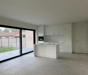 Zeer ruime moderne halfopen nieuwbouwwoning met tuin/terras en garage - Foto 5