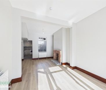 26 Colvil Street, Belfast, BT4 1PS - Photo 4