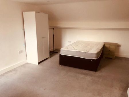 5 Bedroom Terraced To Rent in Nottingham - Photo 5