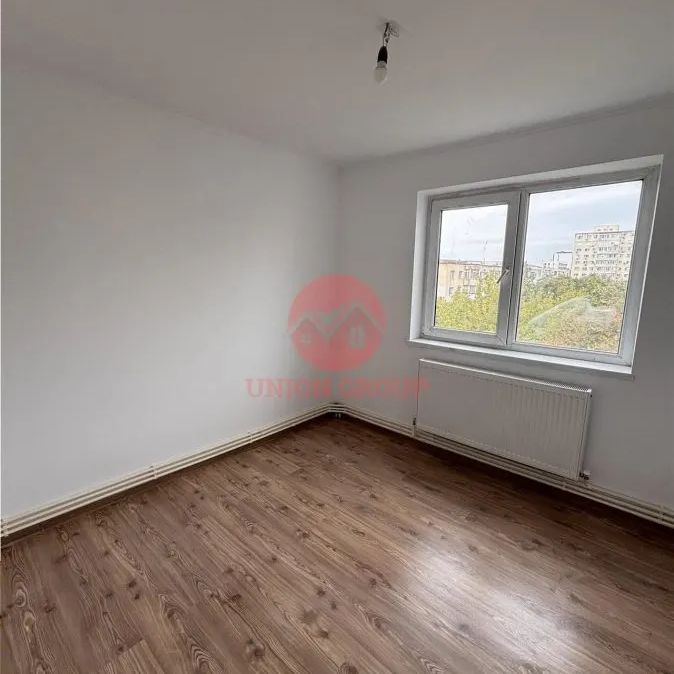 Apartament 2 Camere Proaspat Renovat | Tomis Nord, Chiar Langa Liceul Calinescu - Photo 1