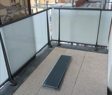 1 pièce - 31,68 m² - 3ème étage - Colocation non autorisée - Photo 5