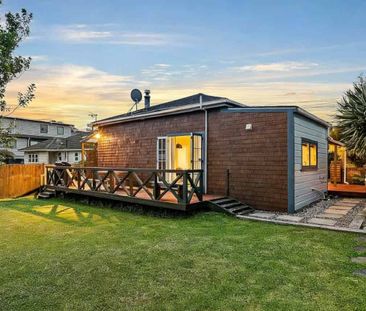 Spacious Family Home - Photo 5