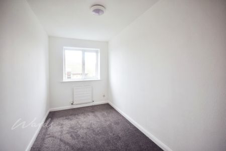 3 bedroom flat to rent - Photo 5