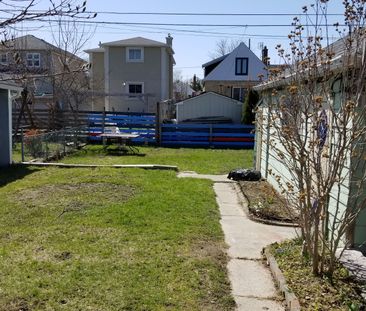 For Lease - 328 Linsmore Crescent Unit# (lower level), Toronto, Ont... - Photo 4