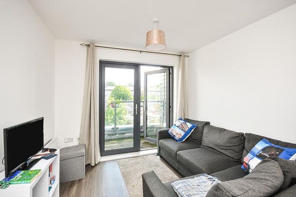 1 bedroom apartment to rent Lee High Road, London, SE13 - Photo 1