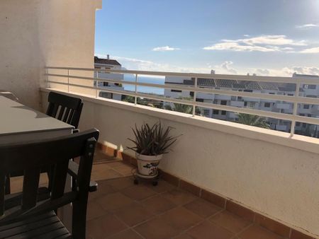 Se alquila apartamento para todo el año en Altea - Photo 2