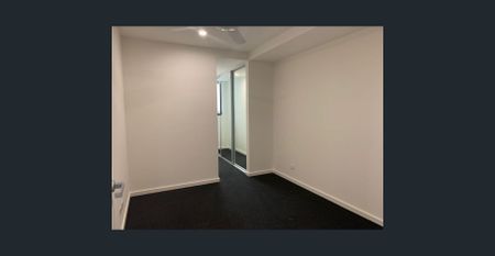 Inner City Apartment Living - Photo 3