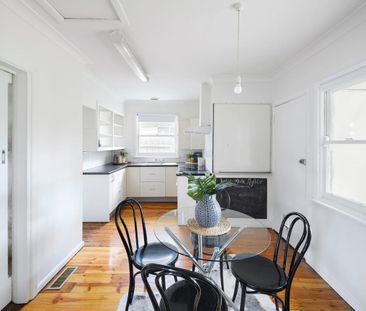 39 Liston Avenue, Reservoir VIC 3073 - House For Rent | Domain - Photo 6