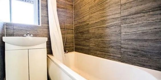 Room in a Shared Flat, Runnymede House, E9 - Photo 3