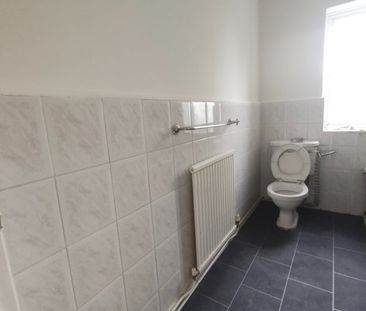 2 Bed Maisonette, Huntly Drive, N3 - Photo 4