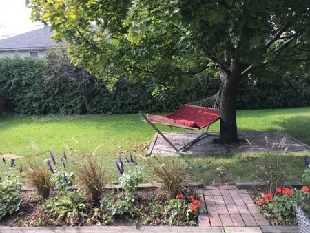 For Lease - 1088 Pearson Drive Unit# Upper, Oakville, Ontario - Photo 2