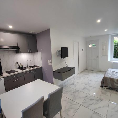 Location Appartement 1 pièce 22m² LES ESSARTS LE ROI 78690 - Photo 3