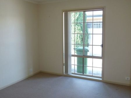 Unit 2/53 William Street - Photo 2