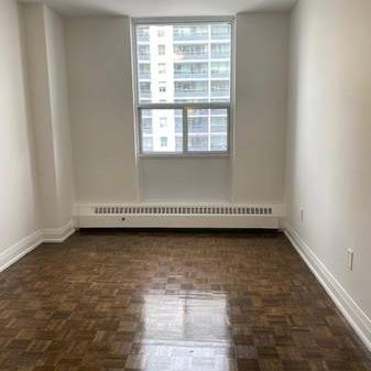 Spacious and Bright, JR-1 Bedroom Available NOW!!! - Photo 1