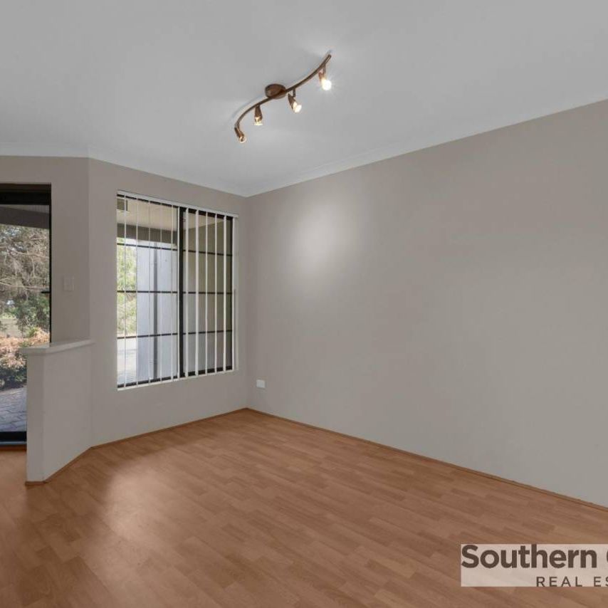 Spacious Family Home - Photo 1