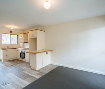 Refurbished Maylands Apartment! - Photo 1