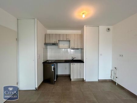 Location Appartement 2 pièces 40m² MONTLOUIS SUR LOIRE 37270 - Photo 3