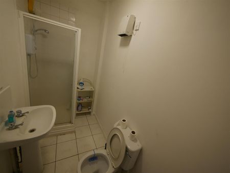 The Mount, Bournemouth, BH1 - Photo 5