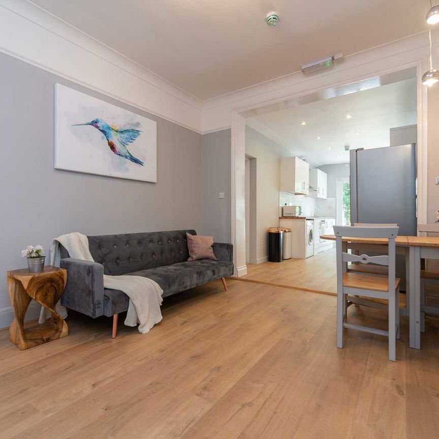 Camden Gardens, Sutton - Photo 1