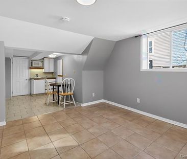 1 CHAMBRE À LOUER – AYLMER / GATINEAU - Photo 2