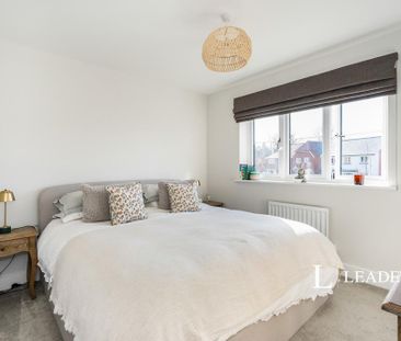 3 bedroom detached house to rent - Photo 3