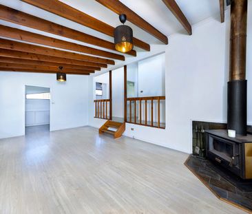 Cosy Living in the Heart of Basin View - Photo 1