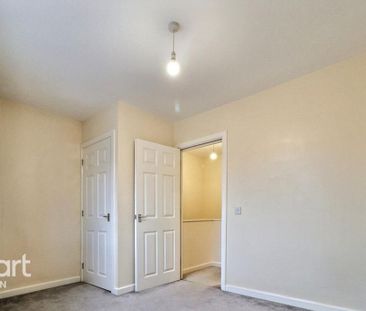 2 bedroom end of terrace house to rent - Photo 3