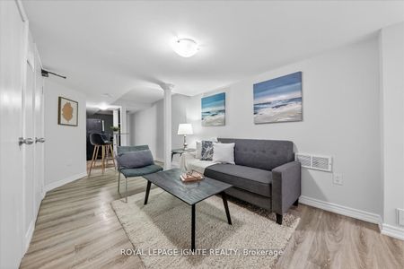 For Lease - 163 Seasons Drive Unit# Bsmt, Toronto, Ontario - Photo 2