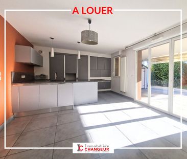 Location Appartement 4 pièces 109m² - Photo 5