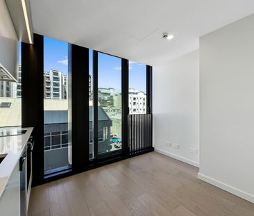 Welcome to 308/10 Alpha Street - Photo 4