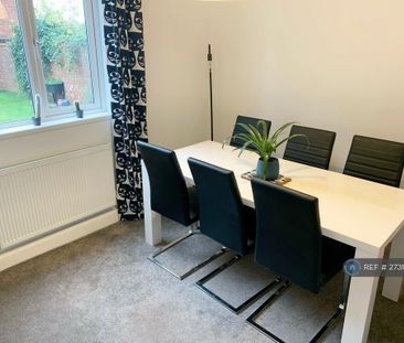 3 bedroom maisonette to rent - Photo 4