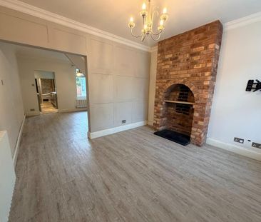 3 bedroom terraced house to rent - Photo 2