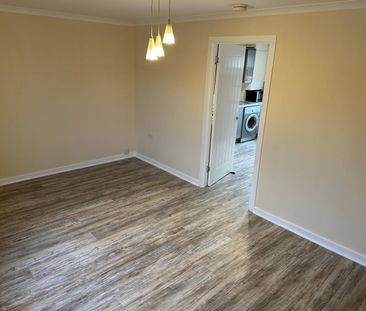 2 Bed Flat, Tollcross, G31 - Photo 2