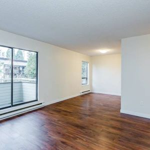 2 bedroom for rent $2600 - Photo 2