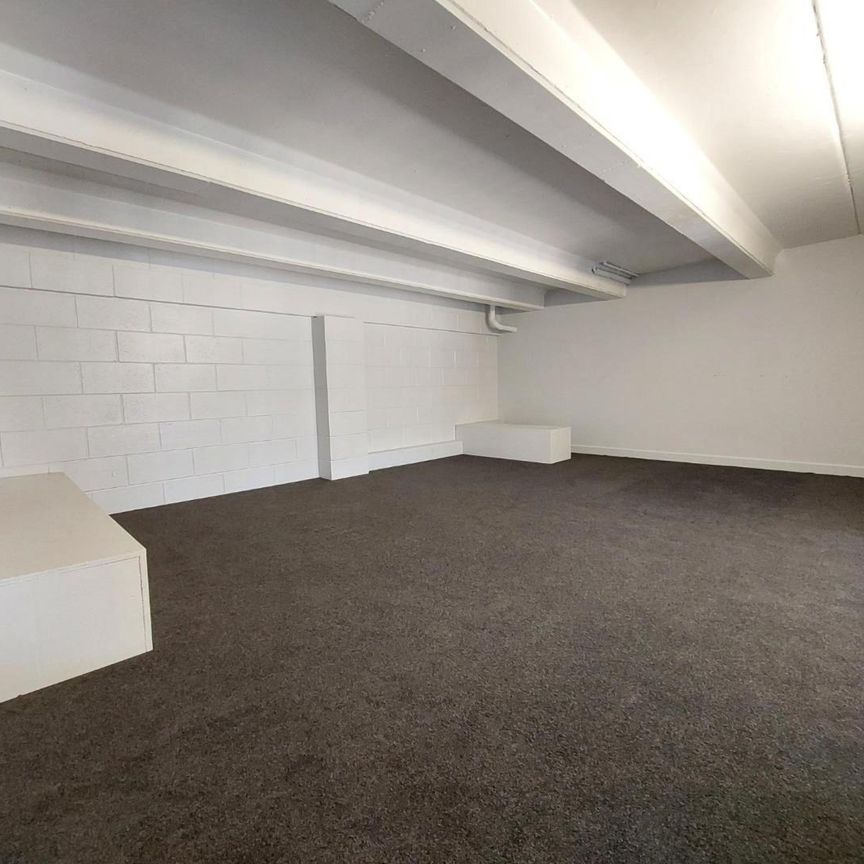 One Bedroom Central Apartment - Photo 1