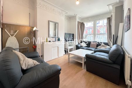 1 Bedroom Shared House for rent in Burchett Grove - Photo 2