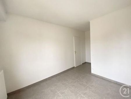 2 pièces - 39,25 m2 CHARTRES - 28 - Photo 2