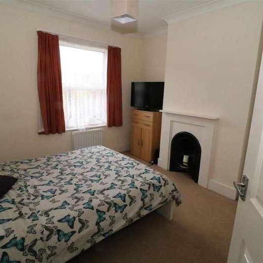 Woodside Road, Tonbridge, TN9 - Photo 1