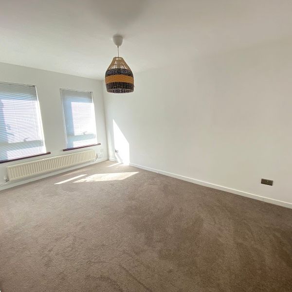 Llwynderw Drive, West Cross, Swansea, SA3 - Photo 1