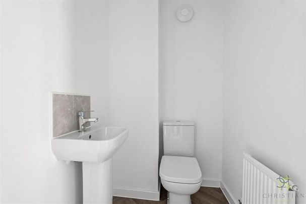 2 bedroom semi-detached house to rent - Photo 1