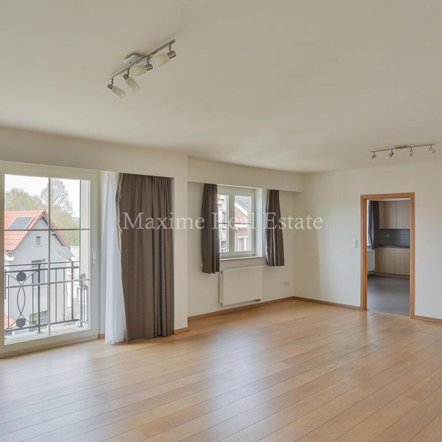 Appartement te huur in Kraainem - Photo 1
