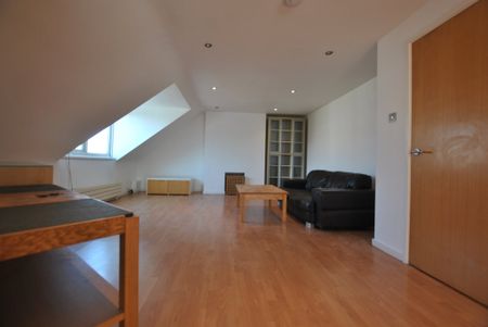 Sunderland Road, London - Photo 3