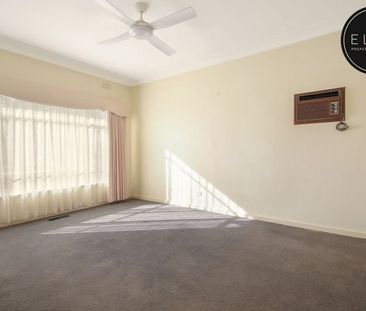 251 Mount Street, East Albury - Photo 2