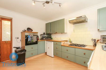 2 bed Semi-Detached House for Rent - Photo 2