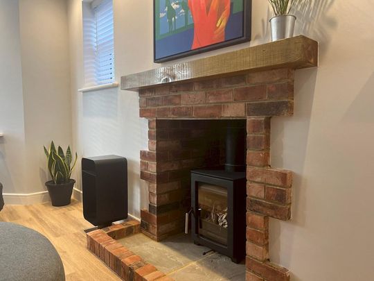 High Street - Photo 1