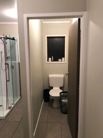 2BR Home in Mt Wellington - Photo 2